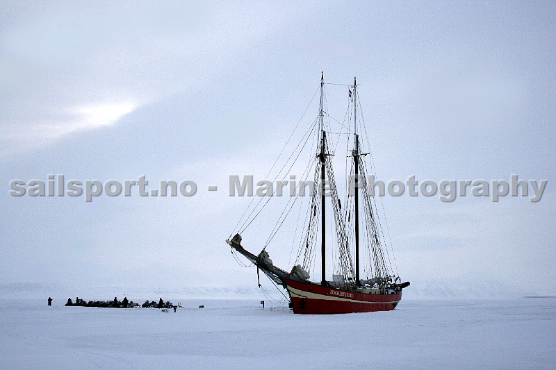 Noorderlicht_Svalbard 2.jpg